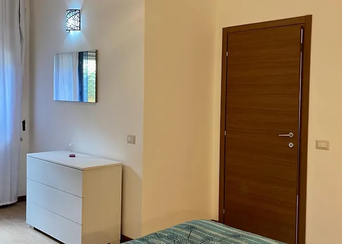 I Giardini Di Viale Repubblica * אוריסטאנו